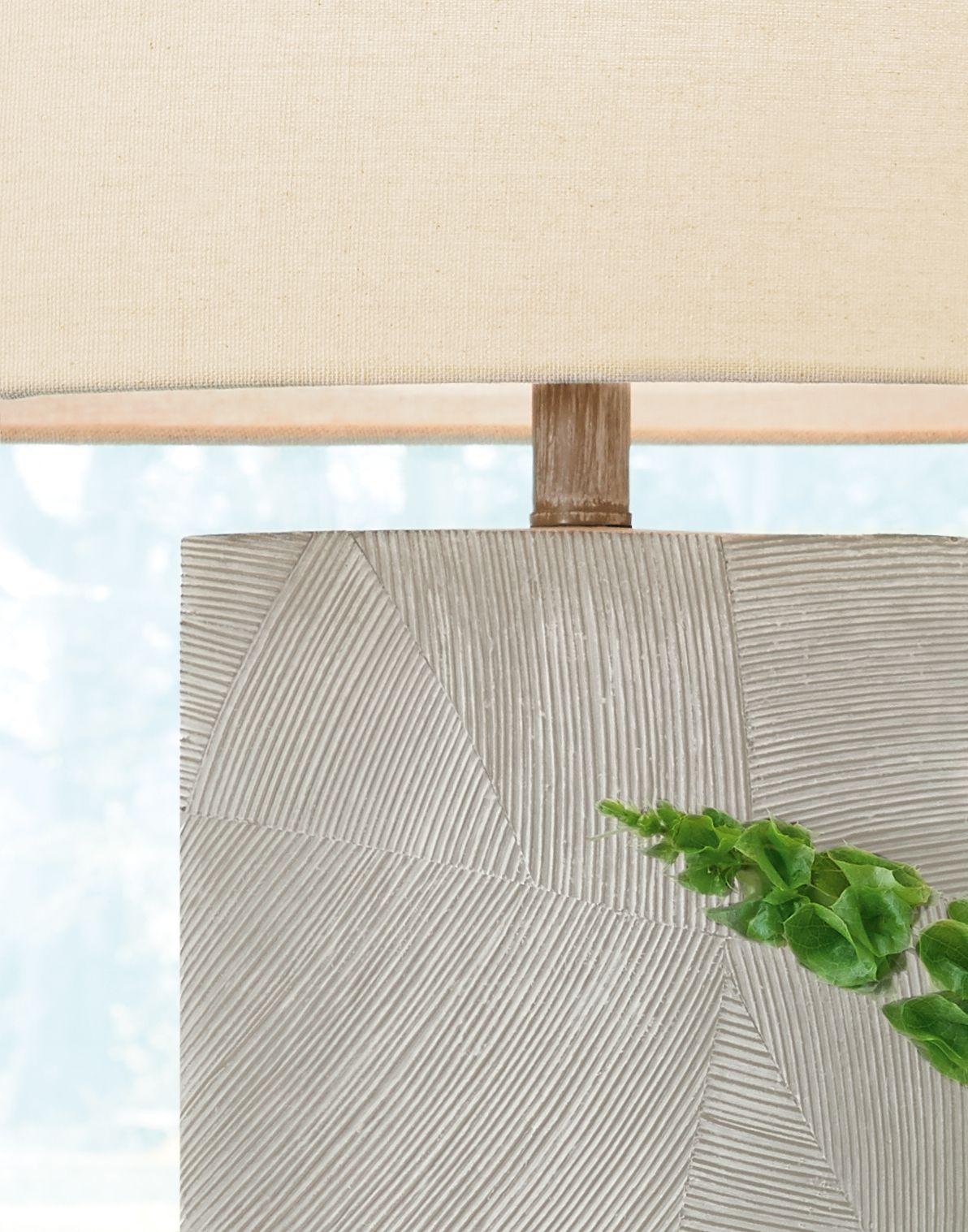 Bradard - Poly Table Lamp - Brown