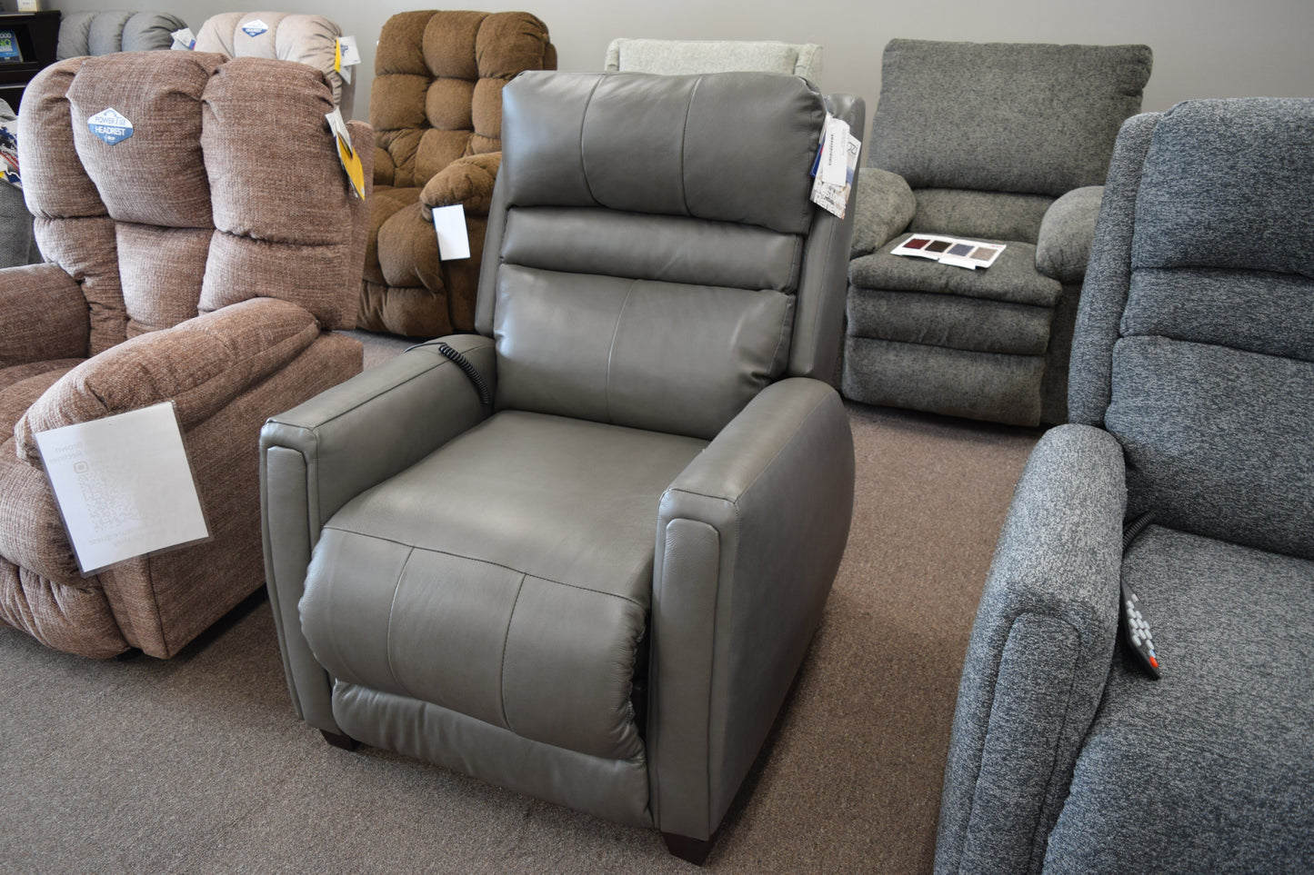 6085P/936 St. Laurent Fog Turbo Recliner