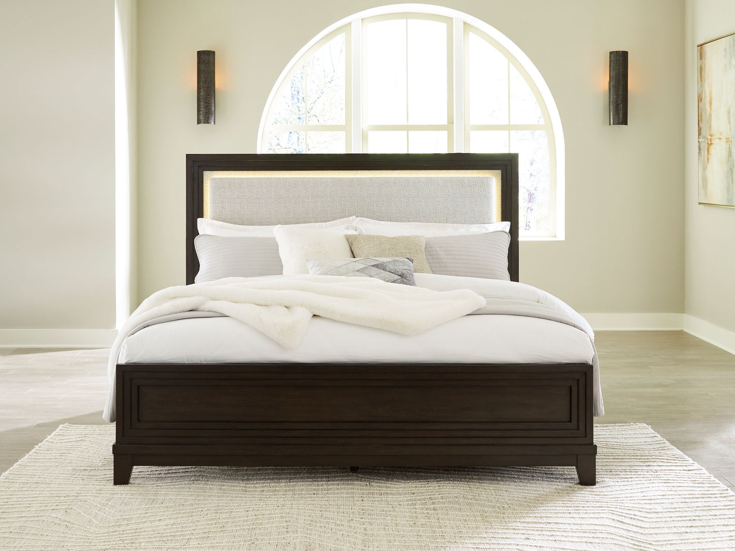 Neymorton - Upholstered Panel Bed