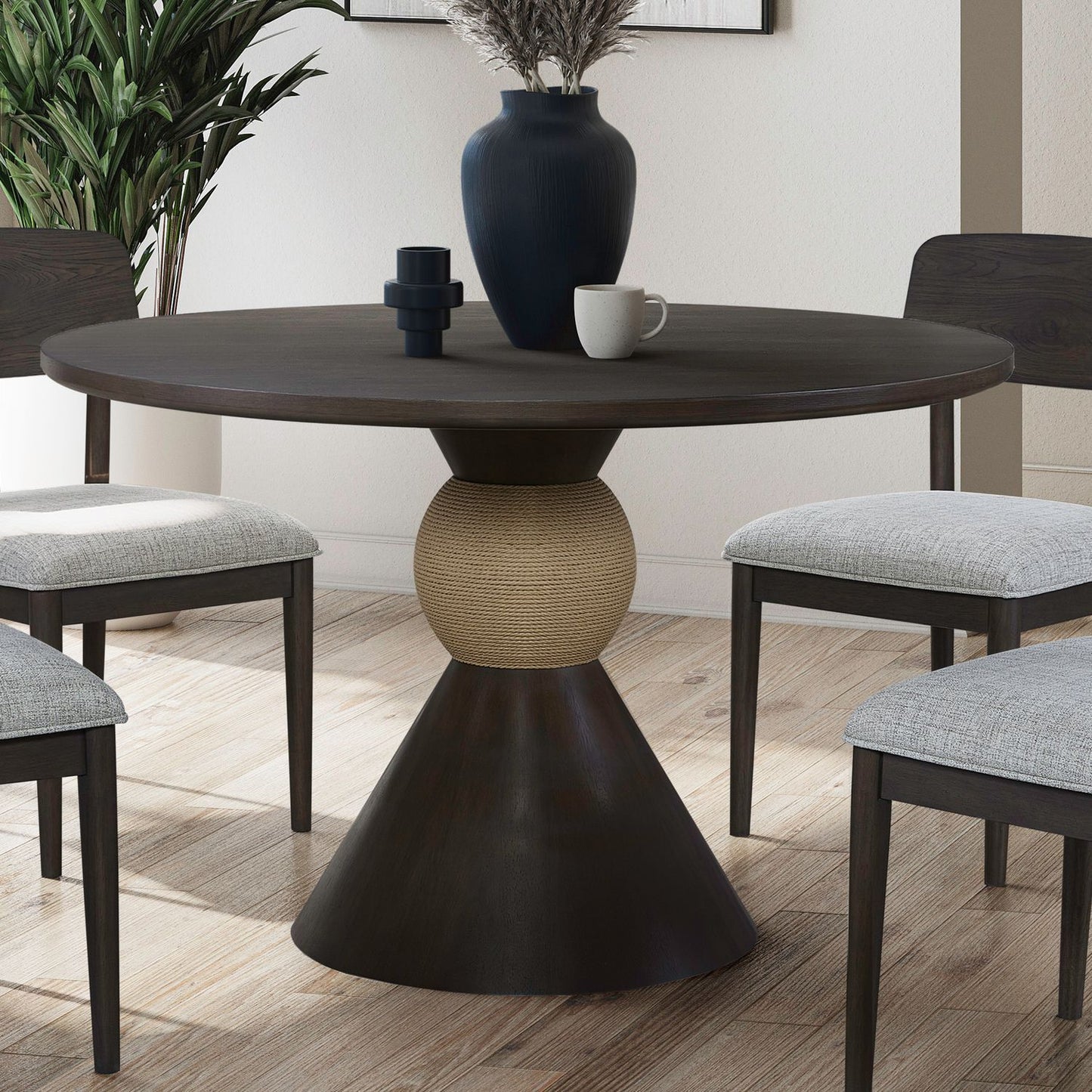 Briarcrest - Round Pedestal Table