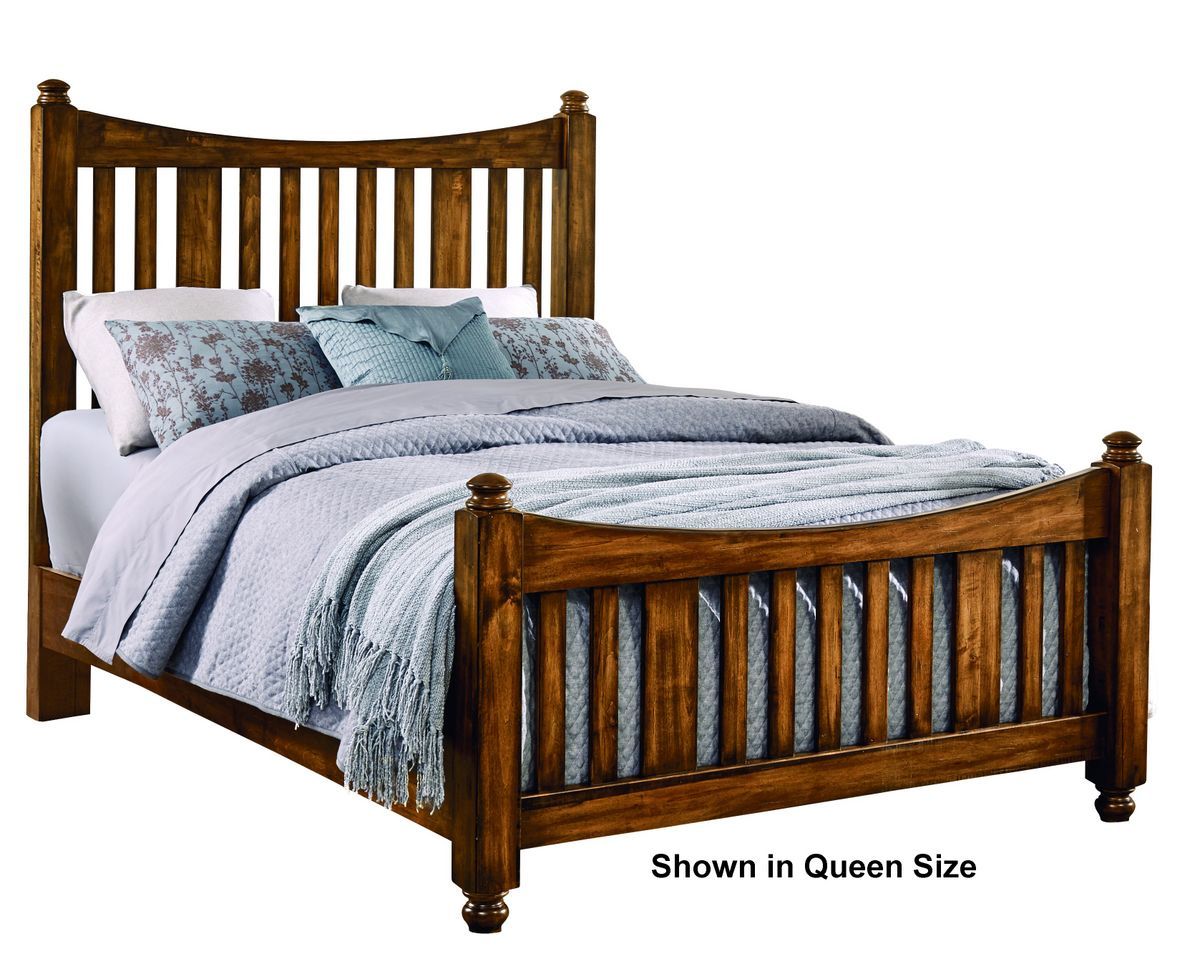 Maple Road - California King Slat Poster Bed With Slat Poster Footboard - Antique Amish