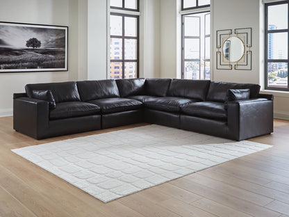 Emilia - Sectional