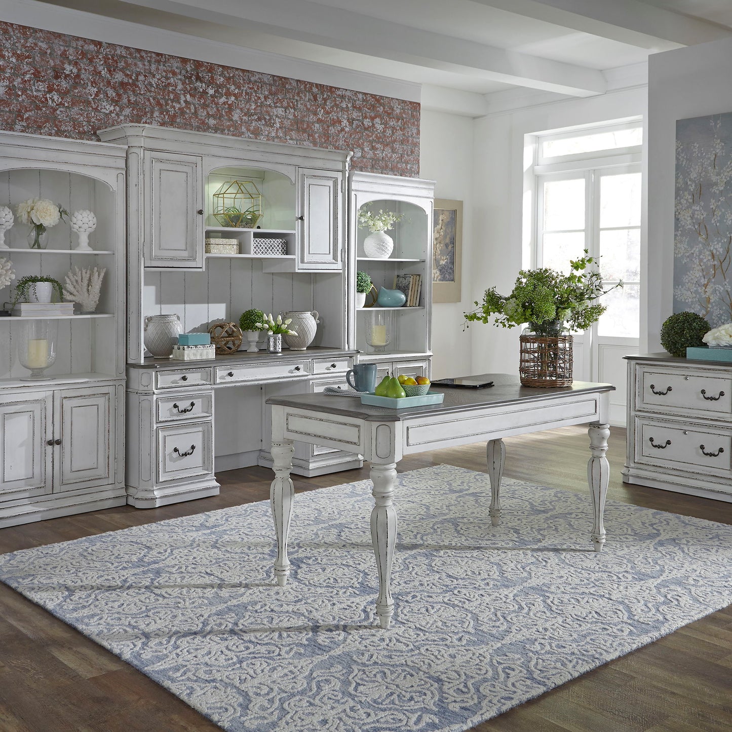 Magnolia Manor - Credenza & Hutch - White & Brown