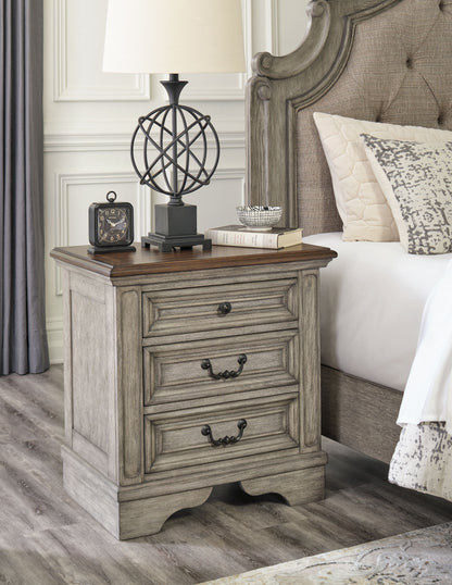 Lodenbay - Antique Gray - Three Drawer Night Stand