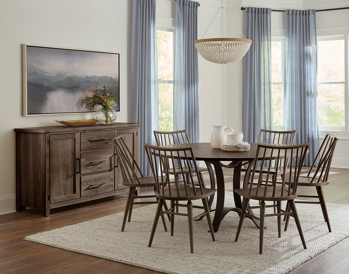 Dovetail - Solid American Oak - Round Table With A Metal Pedestal