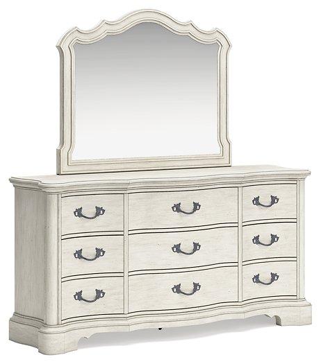 Arlendyne Dresser and Mirror image