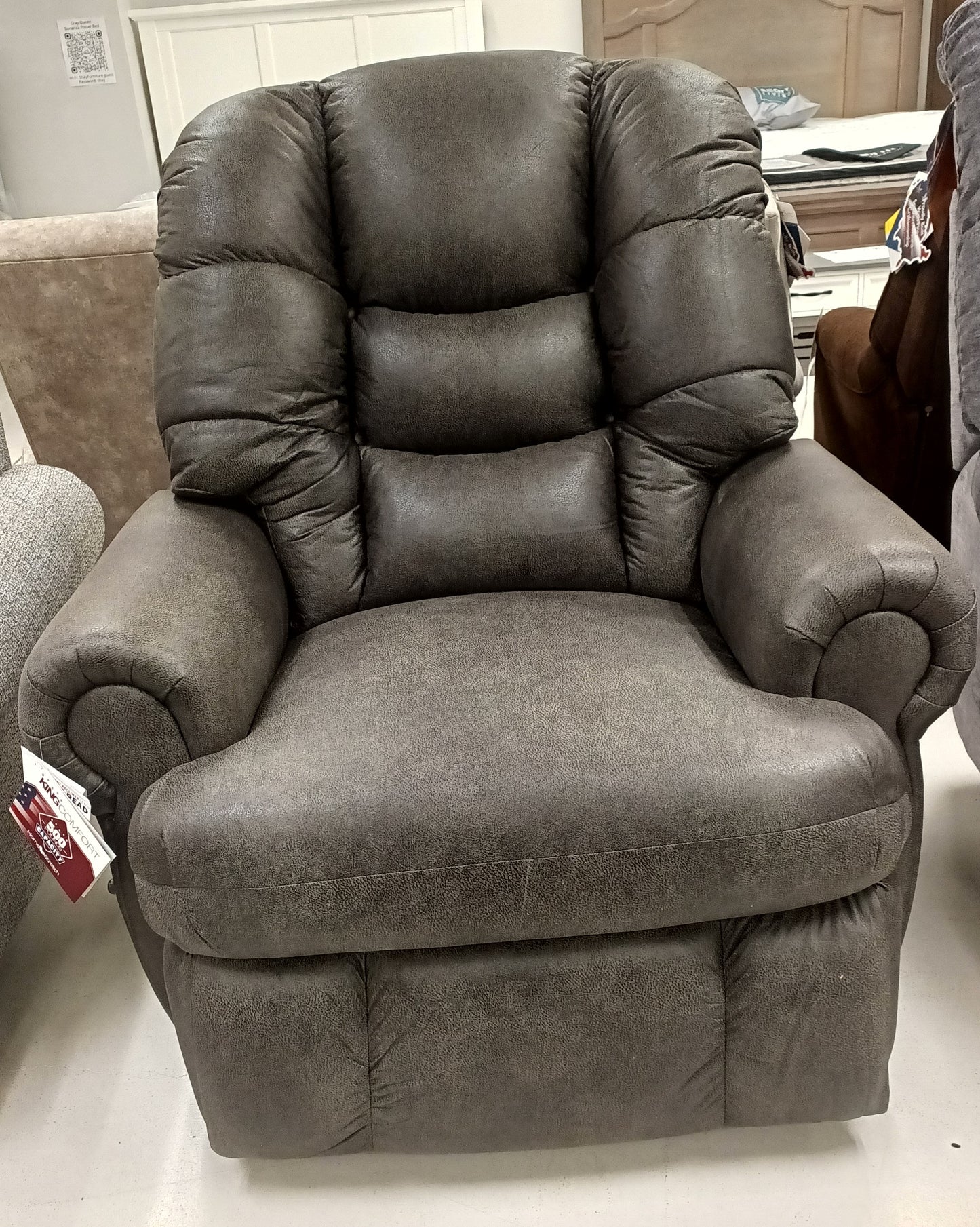 231 Tumbleweed King Comfort Recliner