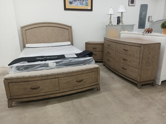 Avalon 3 Piece Bedroom Set