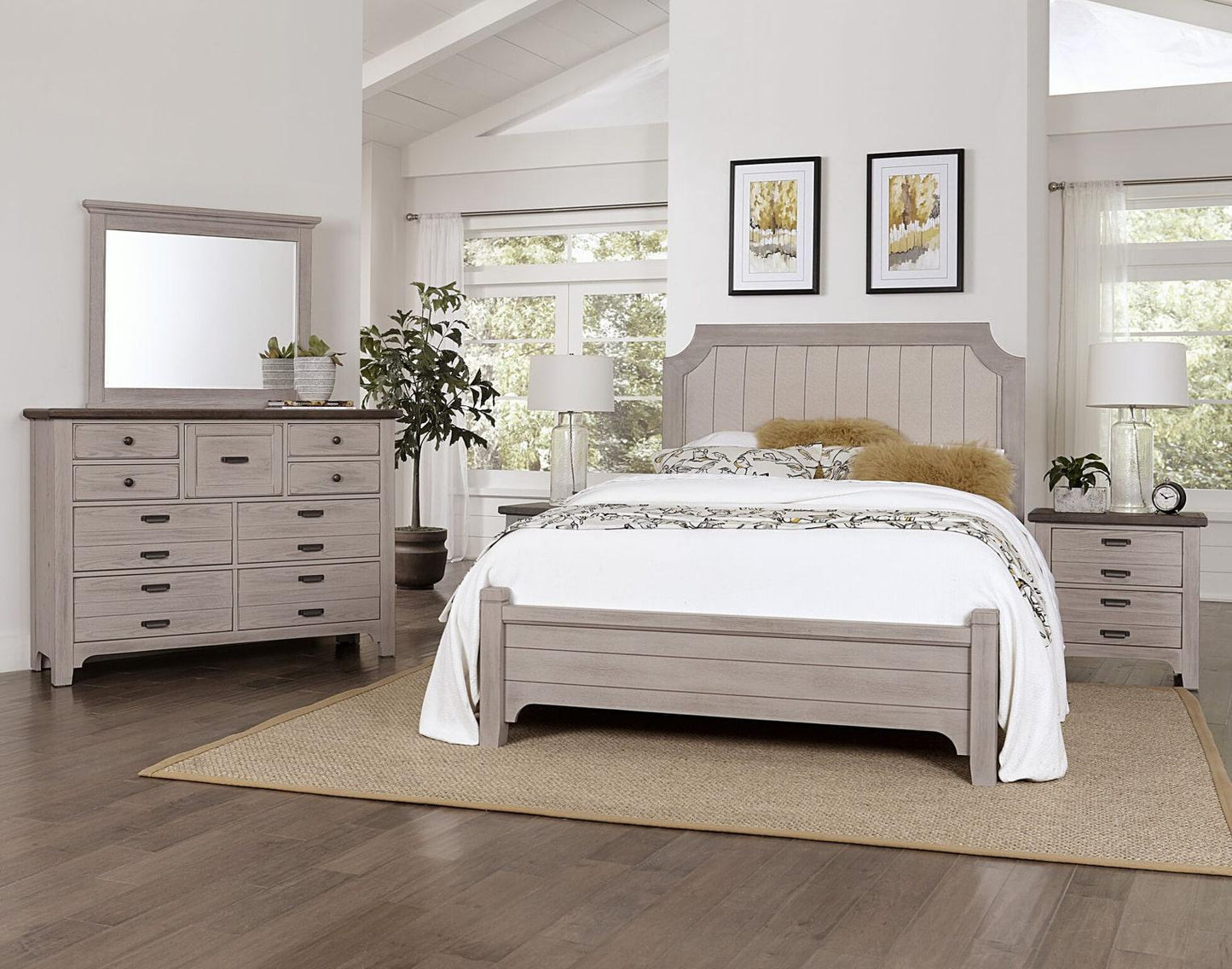 Vaughan-Bassett Bungalow King Upholstered Bed in Dover