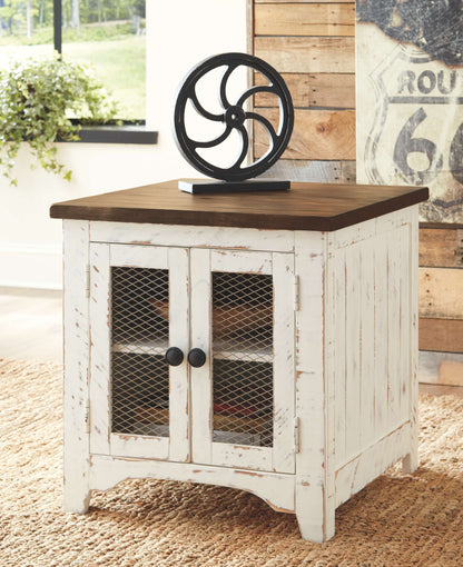 Wystfield - White/brown - Rectangular End Table - 2-doors